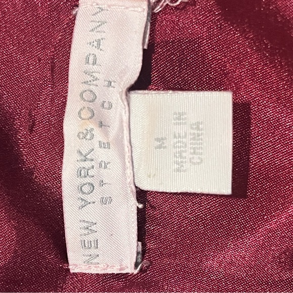 New York and Company Peplum Tank - Picture 3 of 3